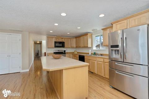 16607 Marcus St, Eagle River, AK 99577 photo 7