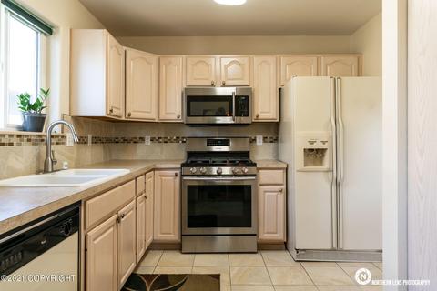 3773 Image Dr, Anchorage, AK 99504 photo 3