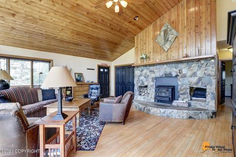 30319 List Cir, Eagle River, AK 99577 photo 8