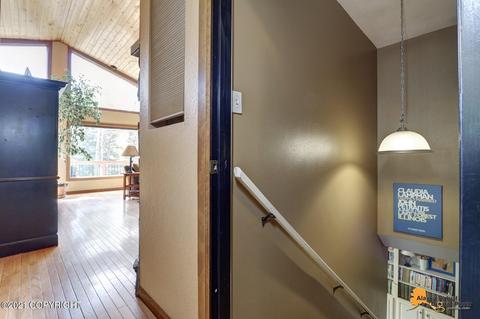 30319 List Cir, Eagle River, AK 99577 photo 33