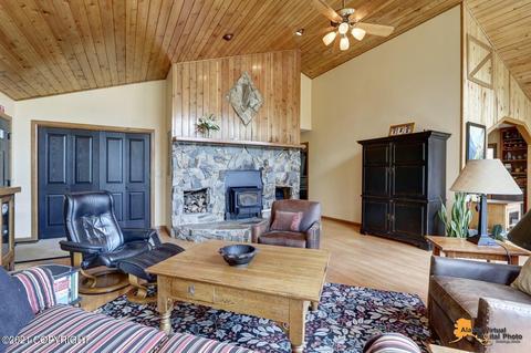 30319 List Cir, Eagle River, AK 99577 photo 9