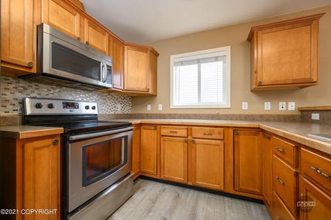 20838 Mountainside Dr, Eagle River, AK 99577 photo 10