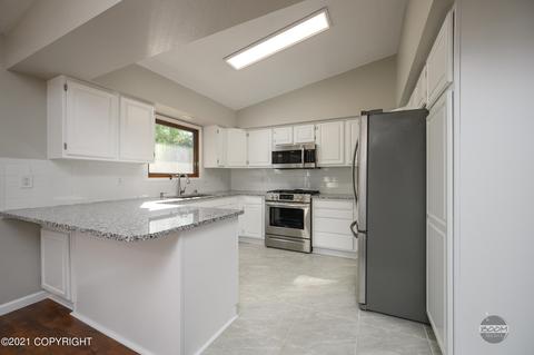 9629 Balandra Cir, Eagle River, AK 99577 photo 2