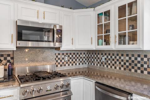 8944 Birch Park Cir, Eagle River, AK 99577 photo 12