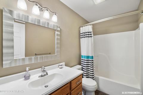 8944 Birch Park Cir, Eagle River, AK 99577 photo 22