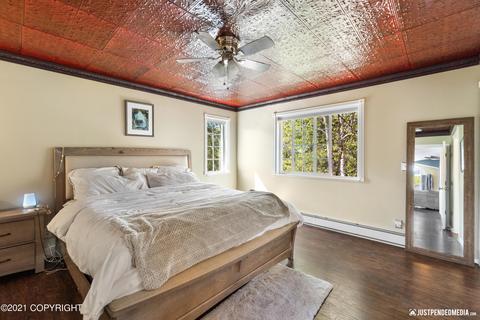 8944 Birch Park Cir, Eagle River, AK 99577 photo 16