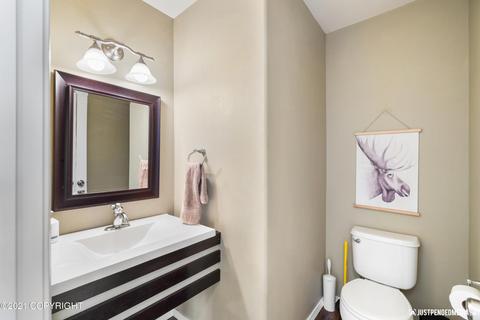8944 Birch Park Cir, Eagle River, AK 99577 photo 15