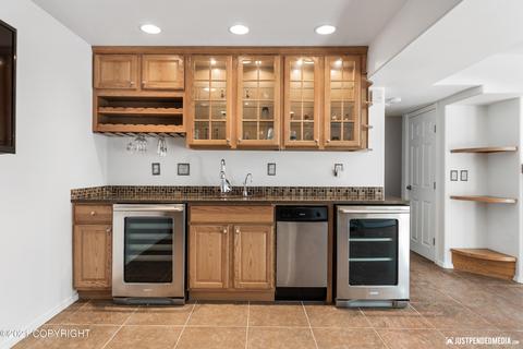 8944 Birch Park Cir, Eagle River, AK 99577 photo 28