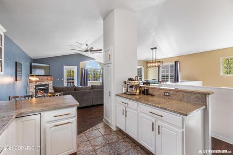 8944 Birch Park Cir, Eagle River, AK 99577 photo 10