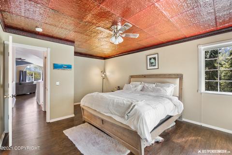 8944 Birch Park Cir, Eagle River, AK 99577 photo 17