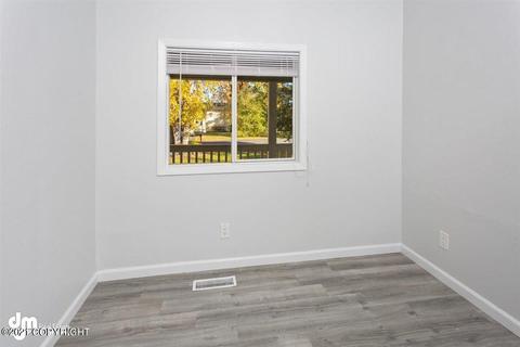 6910 E 12th Ave, Anchorage, AK 99504 photo 18