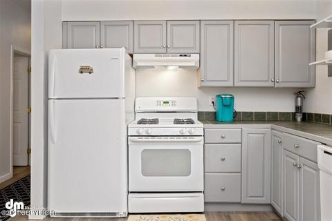 6910 E 12th Ave, Anchorage, AK 99504 photo 9