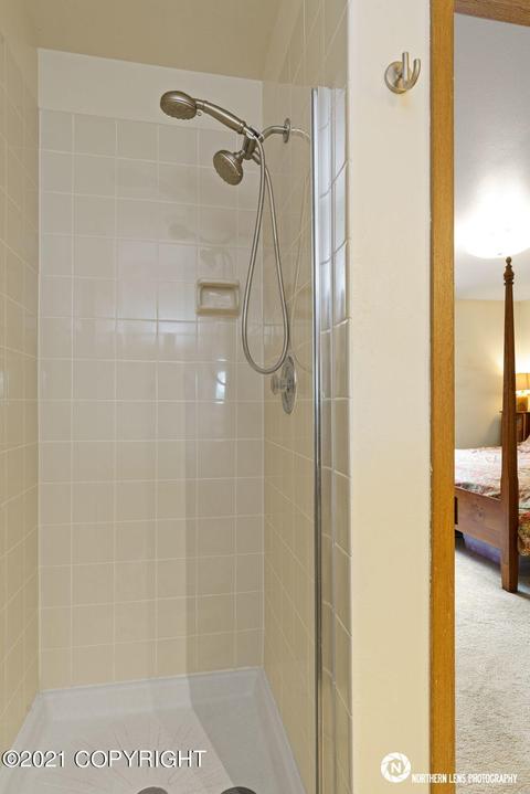 3900 Eric Cir, Anchorage, AK 99507 photo 21