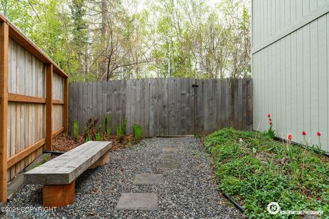 3900 Eric Cir, Anchorage, AK 99507 photo 39