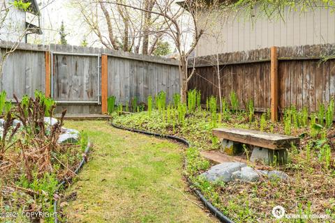 3900 Eric Cir, Anchorage, AK 99507 photo 41