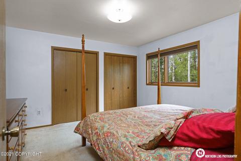 3900 Eric Cir, Anchorage, AK 99507 photo 18