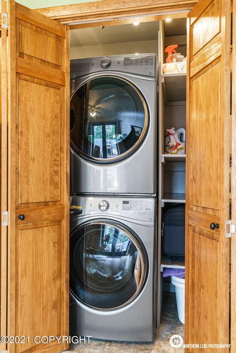 3900 Eric Cir, Anchorage, AK 99507 photo 35