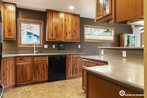 3900 Eric Cir, Anchorage, AK 99507 photo 14