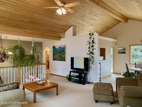 2425 Hialeah Dr, Anchorage, AK 99517 photo 4