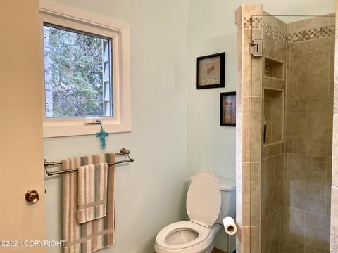 2425 Hialeah Dr, Anchorage, AK 99517 photo 17