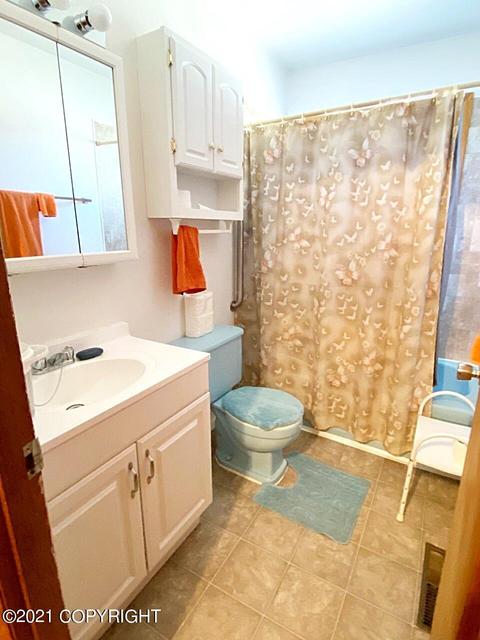 4425 E 6th Ave, Anchorage, AK 99508 photo 6