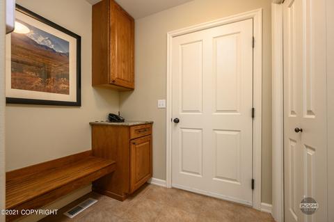 17539 Shasta Cir, Eagle River, AK 99577 photo 41