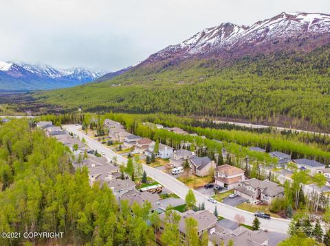 17539 Shasta Cir, Eagle River, AK 99577 photo 3