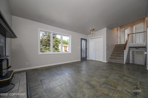 16706 Riddell Cir, Eagle River, AK 99577 photo 12