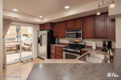 4579 Campbell Park Loop # 1, Anchorage, AK 99507 photo 7