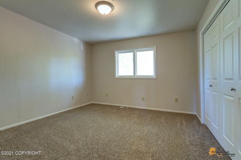 2441 Oak Dr, Anchorage, AK 99508 photo 20