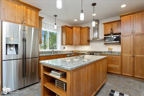 10759 Briggs Cache Cir, Eagle River, AK 99577 photo 5
