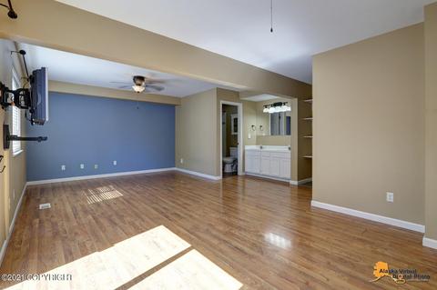 8822 Cross Pointe Loop, Anchorage, AK 99504 photo 17