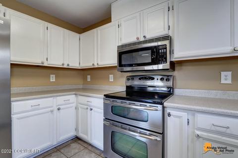 8822 Cross Pointe Loop, Anchorage, AK 99504 photo 10