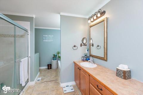 22401 Blacktail Cir, Chugiak, AK 99567 photo 16