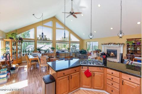22401 Blacktail Cir, Chugiak, AK 99567 photo 8