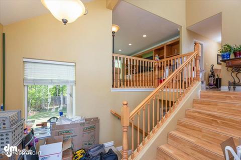 22401 Blacktail Cir, Chugiak, AK 99567 photo 4