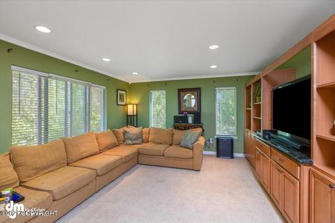 22401 Blacktail Cir, Chugiak, AK 99567 photo 12