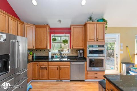 22401 Blacktail Cir, Chugiak, AK 99567 photo 11