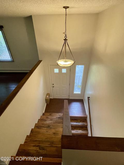 17035 Baronoff Ave, Eagle River, AK 99577 photo 8