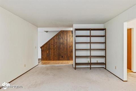 4218 Apollo Dr, Anchorage, AK 99504 photo 6