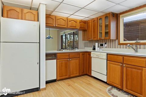 4218 Apollo Dr, Anchorage, AK 99504 photo 13