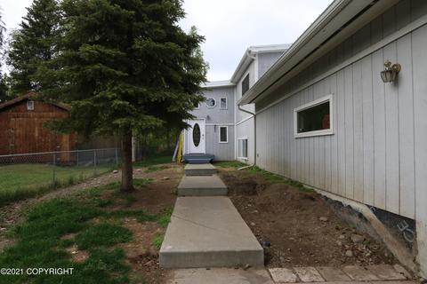 16505 Eleonora St, Eagle River, AK 99577 photo 4