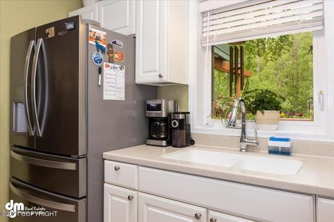 24640 Chugiak Dr, Chugiak, AK 99567 photo 17