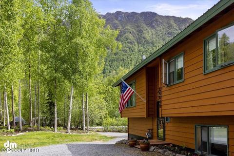 24640 Chugiak Dr, Chugiak, AK 99567 photo 2
