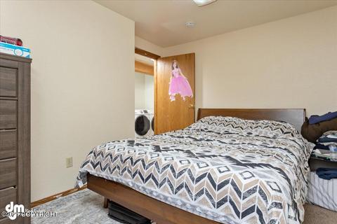 806 E 72nd Ave, Anchorage, AK 99518 photo 12