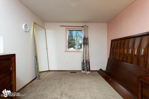 806 E 72nd Ave, Anchorage, AK 99518 photo 17