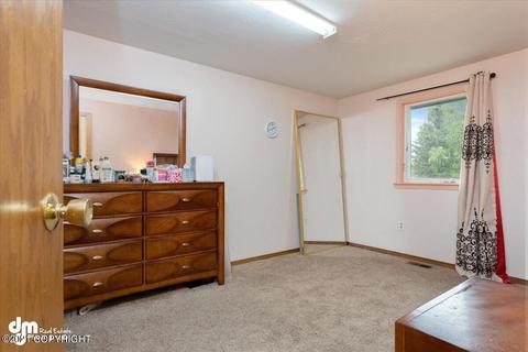 806 E 72nd Ave, Anchorage, AK 99518 photo 16