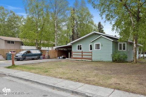 806 E 72nd Ave, Anchorage, AK 99518 photo 2