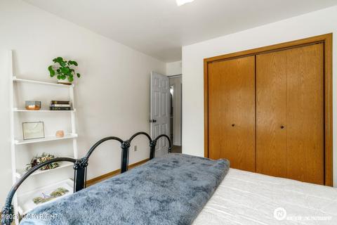 8815 Dome Cir, Eagle River, AK 99577 photo 22