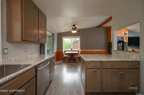 16636 Riddell Cir, Eagle River, AK 99577 photo 11
